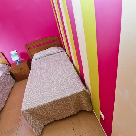 New Mar Planetcostadorada Apartment Cambrils